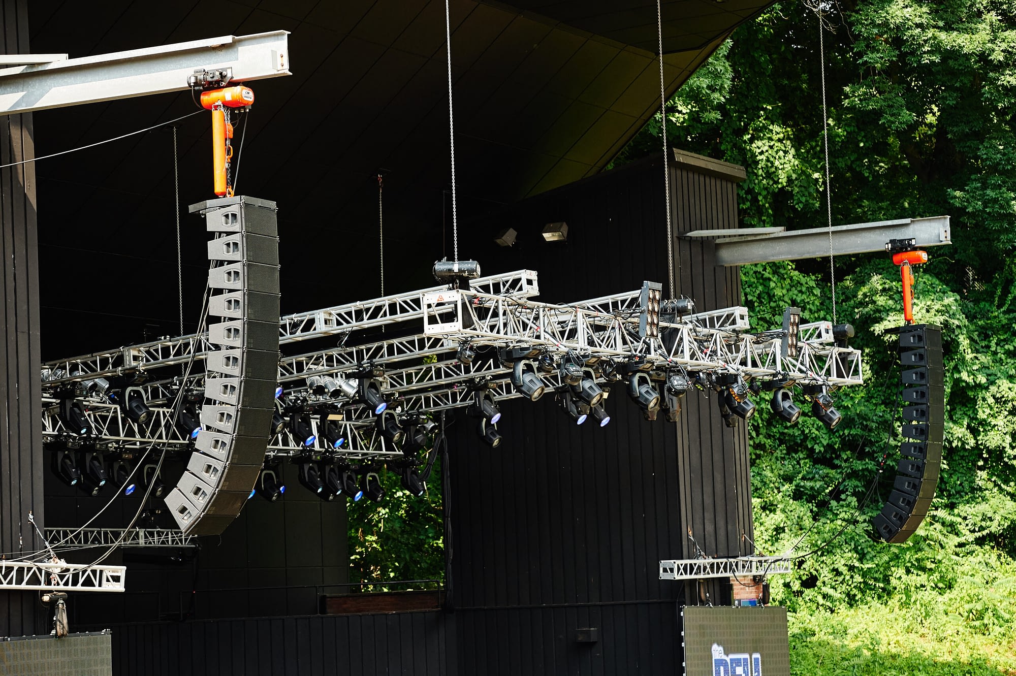 Concert Sound Systems With D&b Audiotechnik